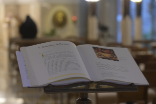 2-Messe quotidienne dans la chapelle de la résidence Sainte-Marthe : « Prier, c'est aller avec Jésus au Père qui te donnera tout »