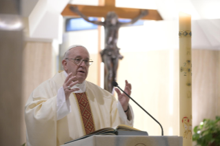 4-Messe quotidienne dans la chapelle de la résidence Sainte-Marthe : « Prier, c'est aller avec Jésus au Père qui te donnera tout »