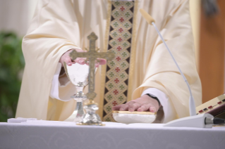 7-Santa Missa celebrada na capela da Casa Santa Marta: “Como dá a paz o mundo e como dá a paz o Senhor?”