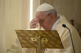 1-Holy Mass presided over by Pope Francis at the Casa Santa Marta in the Vatican: "The mutual remaining between the vine and the branches"