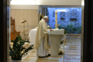 6-Messe quotidienne dans la chapelle de la résidence Sainte-Marthe : « La relation avec Dieu est gratuite, elle est une relation d'amitié »