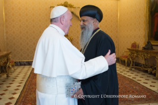 1-&#xc0; Sa Saintet&#xe9; Abuna Matthias I, Patriarche de l'&#xc9;glise orthodoxe Tewahedo d'&#xc9;thiopie