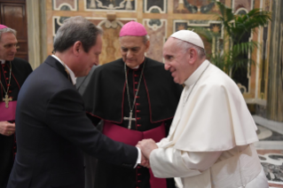 7-A los participantes en la plenaria de la Pontificia Academia de las Ciencias Sociales