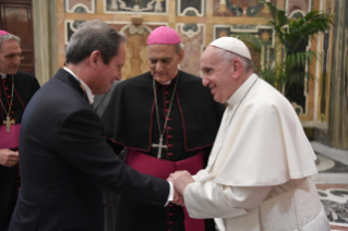 7-Aux participants à l'Assemblée plénière de l'Académie pontificale des sciences sociales 