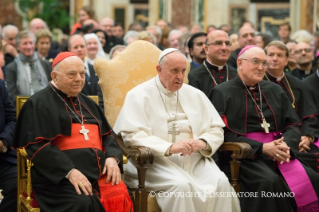 6-Aos participantes &#xe0; Plen&#xe1;ria da Pontif&#xed;cia Academia para a Vida