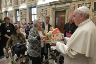 4-A la Asociación italiana para la donación de órganos, tejidos y células (AIDO)