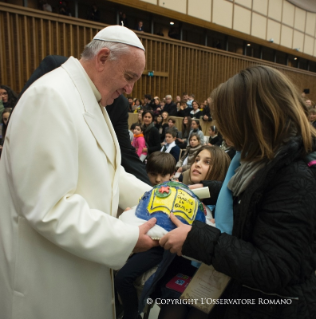 3-Audience to the donors of the Crib and the Christmas Tree in St. Peter's Square 