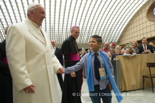 27-Audience to the donors of the Crib and the Christmas Tree in St. Peter's Square 