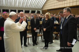 28-Audience to the donors of the Crib and the Christmas Tree in St. Peter's Square 