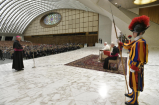 1-Alle Delegazioni per l’offerta del presepio e dell’albero di Natale in Piazza San Pietro