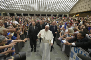 2-An die Delegationen des weltweiten Gebetsnetzes des Papstes 