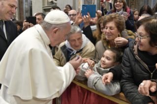 18-Saludo a los peregrinos de la archidiócesis de Benevento