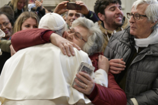 19-Saludo a los peregrinos de la archidiócesis de Benevento