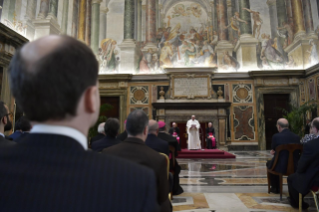 3-Au personnel des Archives secr&#xe8;tes du Vatican 