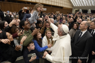 10-To the personnel of the Holy See and of the Vatican City State for the exchange of Christmas wishes