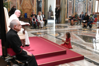 5-Gruß des Heiligen Vaters an die Kinder des Autismuszentrums Sonnenschein St. Pölten (Österreich)