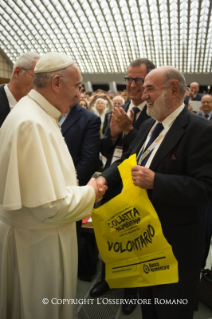 11-Udienza ai partecipanti all'Incontro promosso dal "Banco Alimentare" 