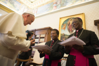1-A los obispos de la Conferencia Episcopal de Benín en visita "ad limina Apostolorum"