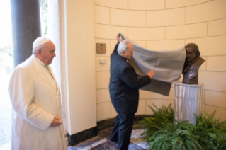 0-Sesión plenaria de la Academia Pontificia de las Ciencias; inauguración de un busto en honor de Benedicto XVI (27 de octubre de 2014)