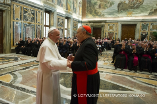 5-Rencontre avec les participants &#xe0; la rencontre organis&#xe9;e par la Commission Charit&#xe9; et Sant&#xe9; de la Conf&#xe9;rence &#xe9;piscopale italienne 