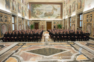 6-An die Carabinieri der Einheit Rom-St. Peter