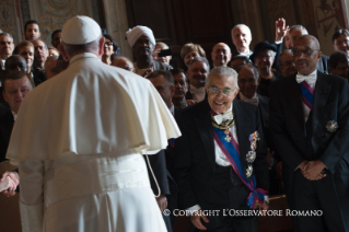 26-Felicitaciones del Cuerpo Diplomático acreditado ante la Santa Sede