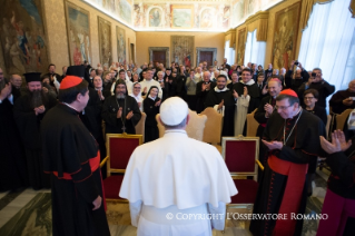 2-Aos participantes no Col&#xf3;quio Ecum&#xea;nico de Religiosos e Religiosas promovido pela Congrega&#xe7;&#xe3;o para os Institutos de Vida Consagrada e as Sociedades de Vida Apost&#xf3;lica 