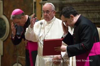 10-Aos Participantes no Congresso sobre a Encíclica <i>Deus Caritas Est</i> do Papa Bento XVI, por ocasião do 10º ano de publicação