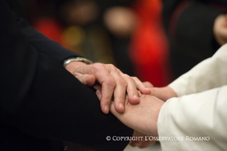7-Aos Participantes no Congresso sobre a Encíclica <i>Deus Caritas Est</i> do Papa Bento XVI, por ocasião do 10º ano de publicação