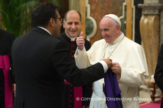 12-Aos Participantes no Congresso sobre a Encíclica <i>Deus Caritas Est</i> do Papa Bento XVI, por ocasião do 10º ano de publicação