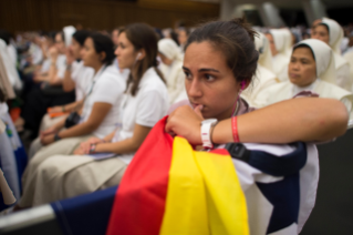 13-Audience aux jeunes consacrés