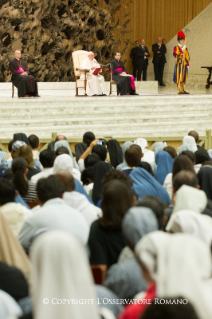 16-Udienza ai partecipanti al Convegno Internazionale per i giovani Consacrati