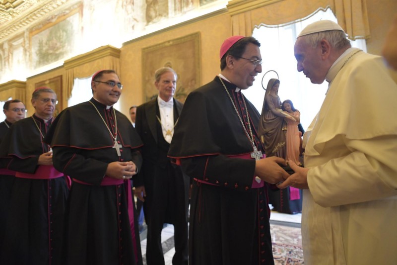 7-Aos novos Bispos participantes no curso organizado pela Congrega&ccedil;&atilde;o para os Bispos