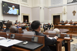 2-Aos participantes no Encontro sobre a transi&#xe7;&#xe3;o energ&#xe9;tica e a tutela da casa comum 