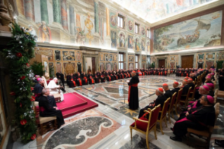 1-Metting with the Roman Curia on the occasion of the presentation of Christmas greetings 
