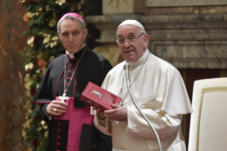 13-A la Curia Romana con ocasión de las felicitaciones navideñas