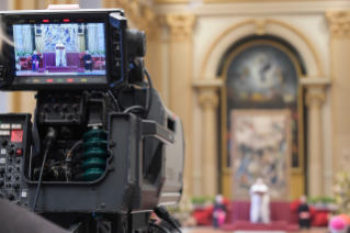 4-A miembros del Colegio cardenalicio y de la Curia Romana con ocasión de las felicitaciones navideñas