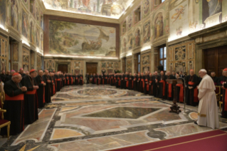 8-A la Curia Romana con ocasi&#xf3;n de las felicitaciones navide&#xf1;as