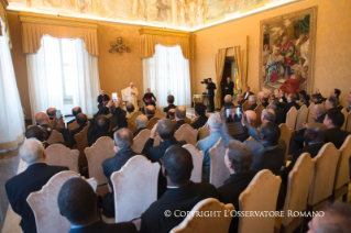 5-Udienza ai partecipanti al Capitolo Generale dei Sacerdoti del Sacro Cuore di Ges&#xf9; (Dehoniani)
