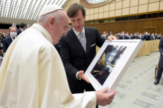 1-Au personnel et aux dirigeants de la Caisse italienne des d&eacute;p&ocirc;ts et des pr&ecirc;ts 