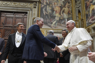 22-To Employees of the Dicastery for Communication, on the occasion of the Plenary Assembly