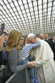 4-Au personnel du Saint-Siège et de l'État de la Cité du Vatican pour l'échange de vœux de Noël 