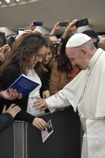 13-Encontro com os funcionários da Santa Sé e do Estado da Cidade do Vaticano para as felicitações de Natal 