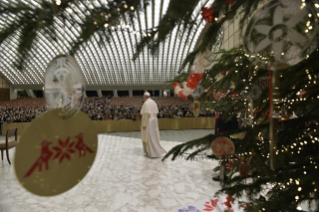 0-A los empleados de la Santa Sede y del Estado de la Ciudad del Vaticano con motivo de las felicitaciones navide&#xf1;as