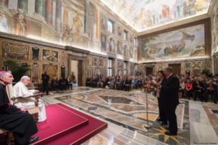 0-Address to participants in the meeting sponsored by the Teams of Our Lady (&#xc9;quipes Notre Dame)