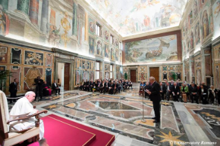 2-An die Teilnehmer der Konferenz auf Initiative der "Romano Guardini Stiftung"