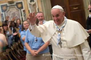 1-Udienza alle Delegate della "Conférence Internationale Catholique du Guidisme" (26 giugno 2015)