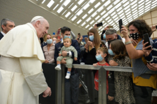 7-Ai Dirigenti e agli Agenti dell'Ispettorato di Pubblica Sicurezza Vaticano in occasione del 75° anniversario di istituzione