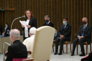 6-Ai Dirigenti e agli Agenti dell'Ispettorato di Pubblica Sicurezza Vaticano in occasione del 75° anniversario di istituzione