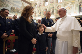 3-Incontro con i Dirigenti, gli Agenti e il Personale dell'Ispettorato di Pubblica Sicurezza presso il Vaticano